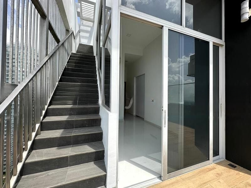 DEVONSHIRE RESIDENCES 7