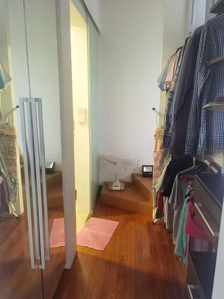 LAVERNE'S LOFT 6