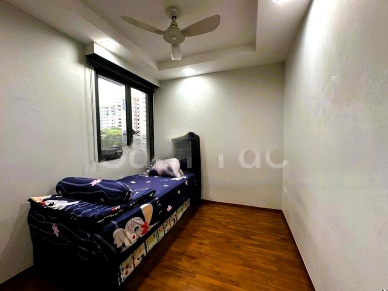 SKYPARK RESIDENCES 5