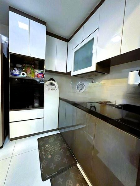 SKYPARK RESIDENCES 10