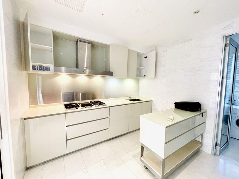 REFLECTIONS AT KEPPEL BAY 7