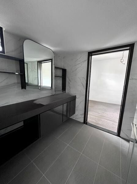 AVENUE SOUTH RESIDENCE 12