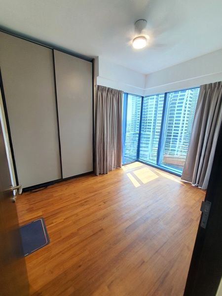 WILSHIRE RESIDENCES 2