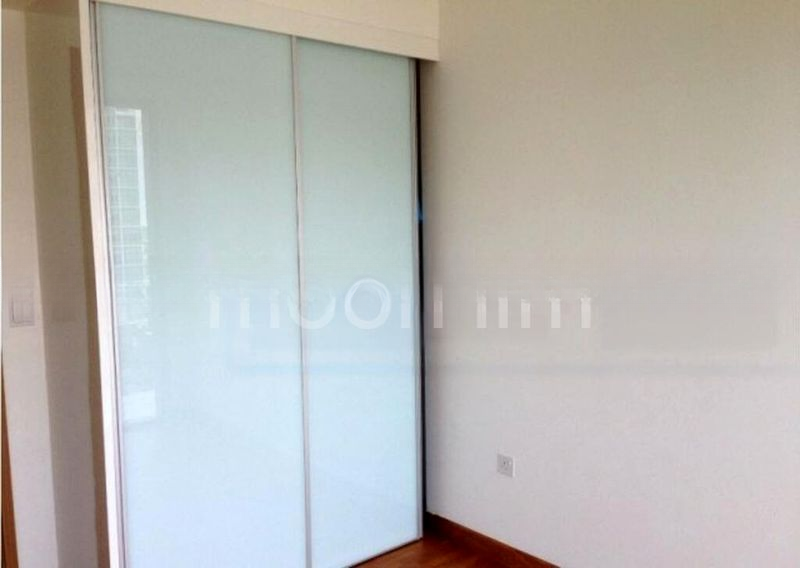 THE SHORE RESIDENCES 4