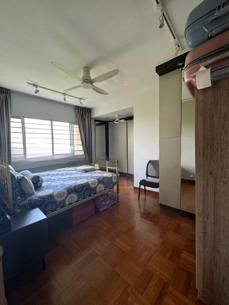 NEPTUNE COURT 8