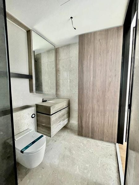 THE REEF AT KING'S DOCK 2