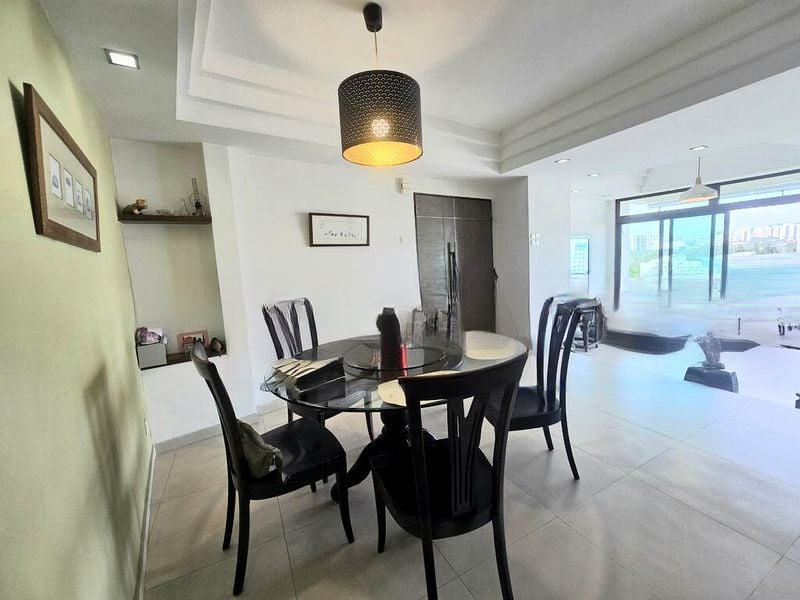 LAKEPOINT CONDOMINIUM 14