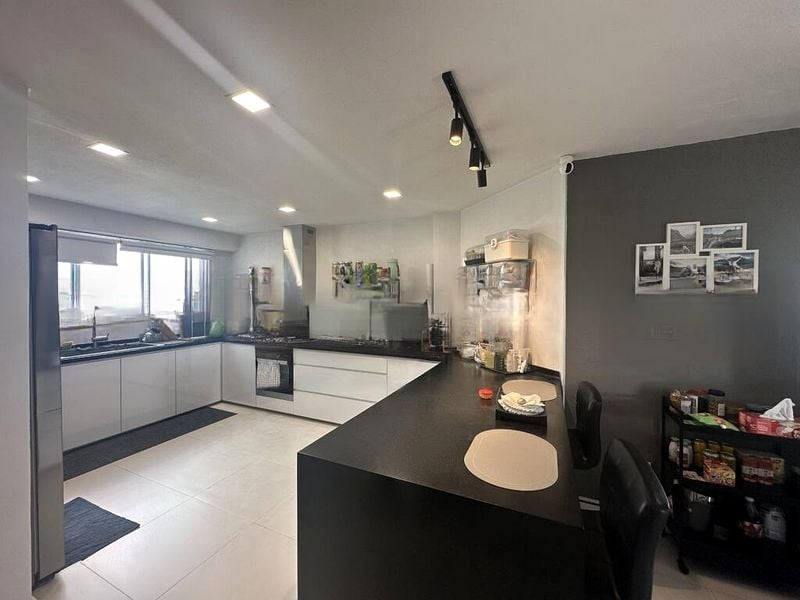 SHERWOOD TOWER 13
