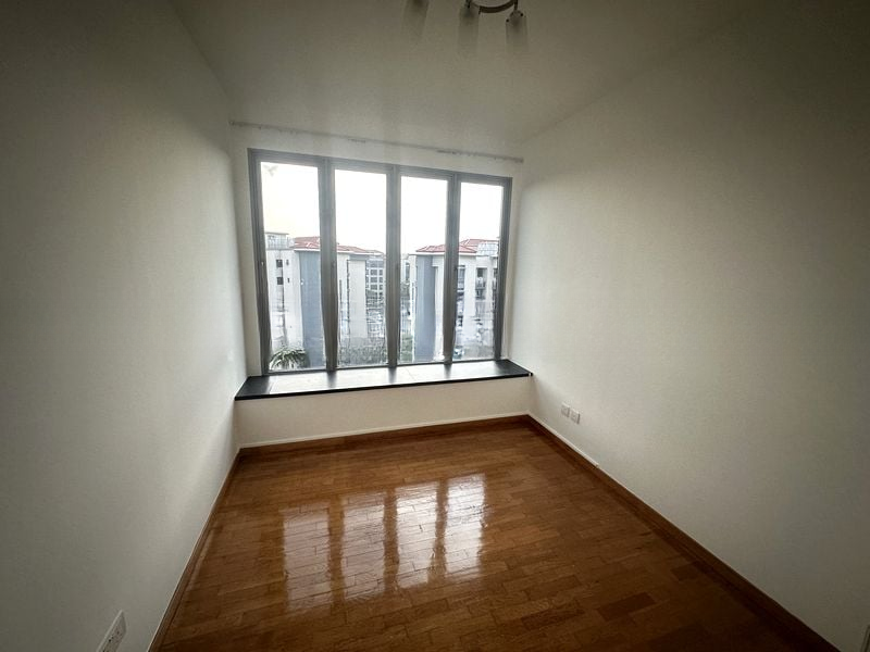 FERRARIA PARK CONDOMINIUM 4