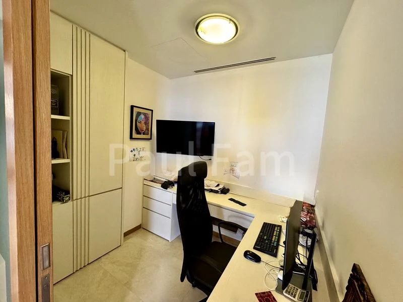 CONCOURSE SKYLINE 10