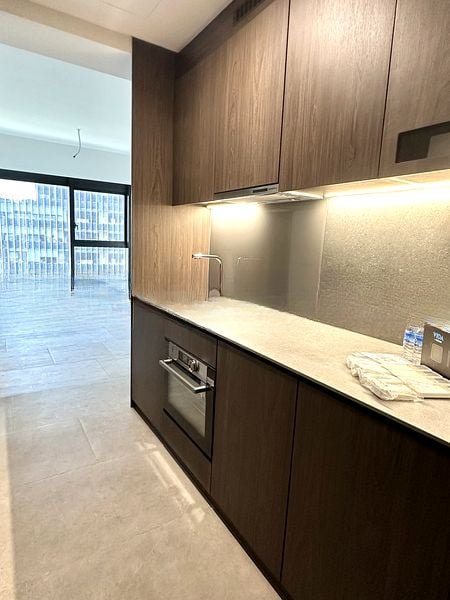 MIDTOWN MODERN 2