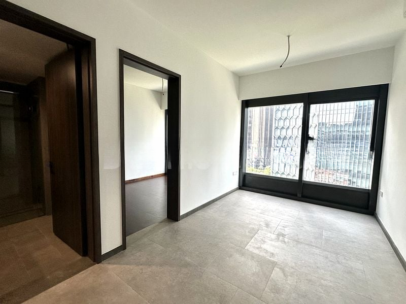 MIDTOWN MODERN 3
