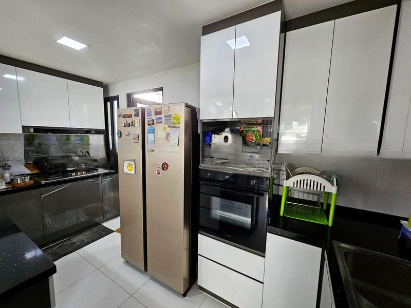 SKYPARK RESIDENCES 6