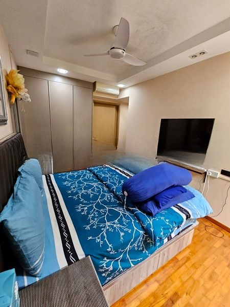 SKYPARK RESIDENCES 10