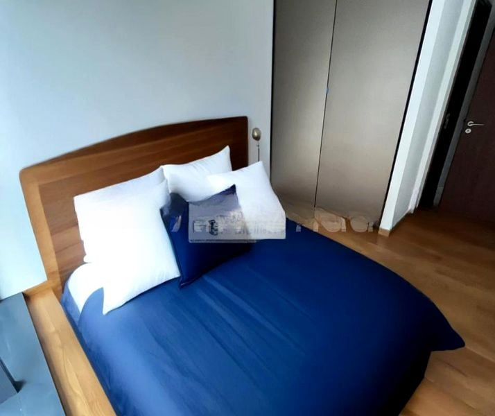 FOURTH AVENUE RESIDENCES 7