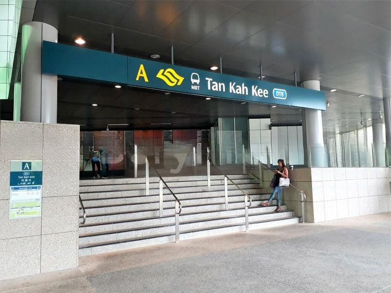 CORONATION SHOPPING PLAZA 1