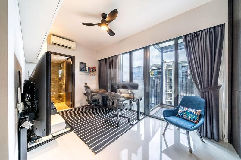 NORTH PARK RESIDENCES 6