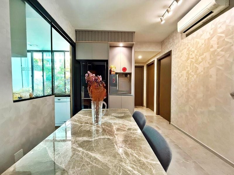 ESPARINA RESIDENCES 5