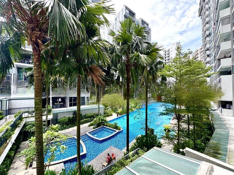 ESPARINA RESIDENCES 6