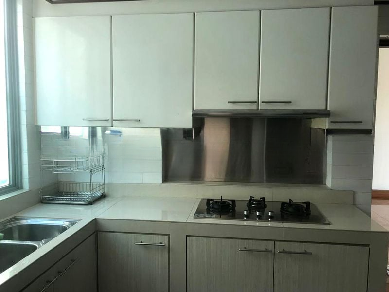 SPRINGDALE CONDOMINIUM 5