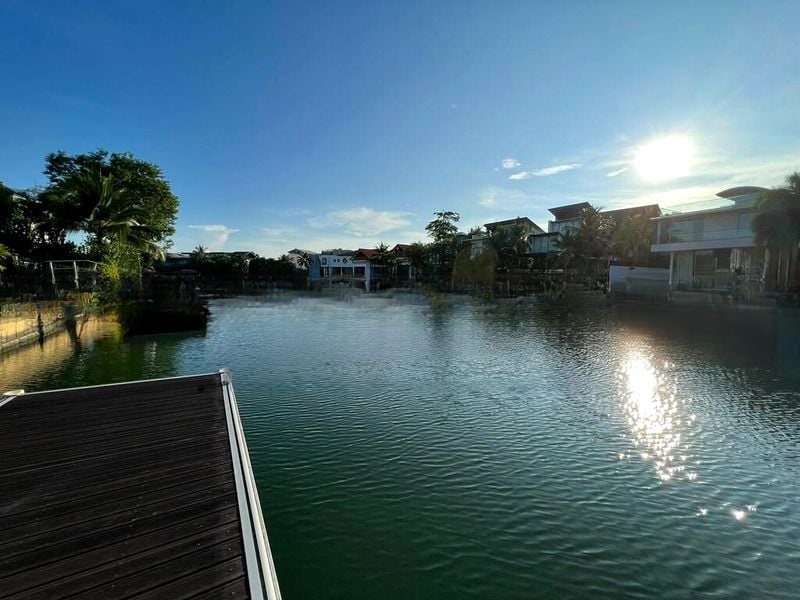 THE REEF AT KING'S DOCK 7