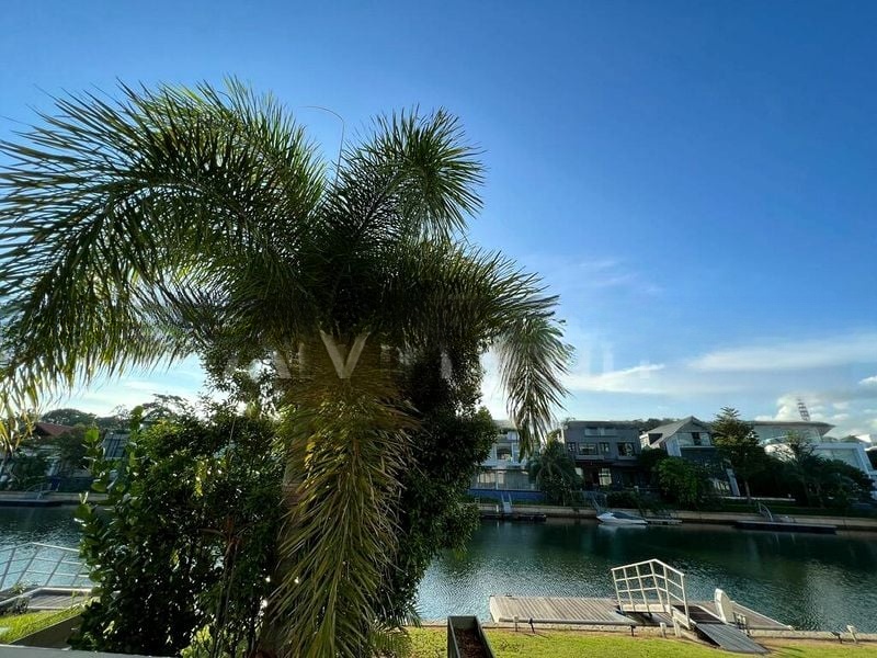 THE REEF AT KING'S DOCK 15