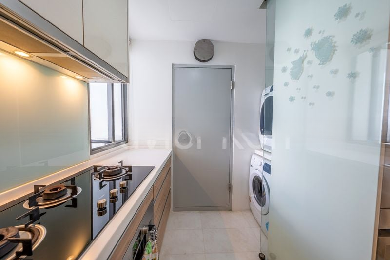 THE SHORE RESIDENCES 8