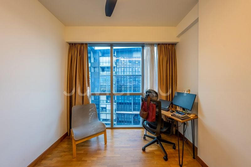 THE SHORE RESIDENCES 10