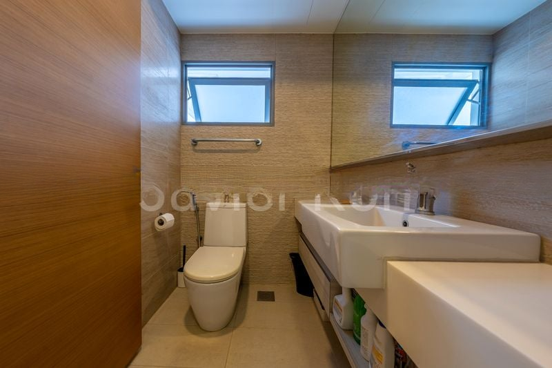 THE SHORE RESIDENCES 11