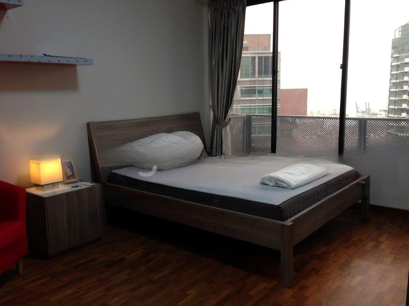 INTERNATIONAL PLAZA 3