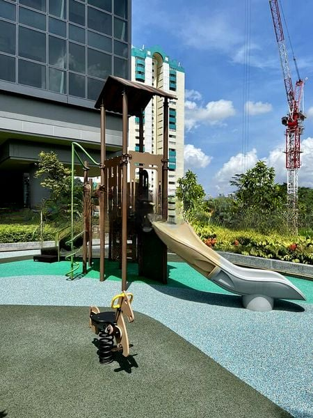 THE LINQ @ BEAUTY WORLD 3