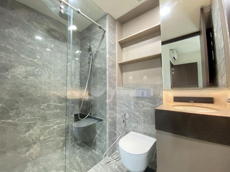 THE LINQ @ BEAUTY WORLD 13