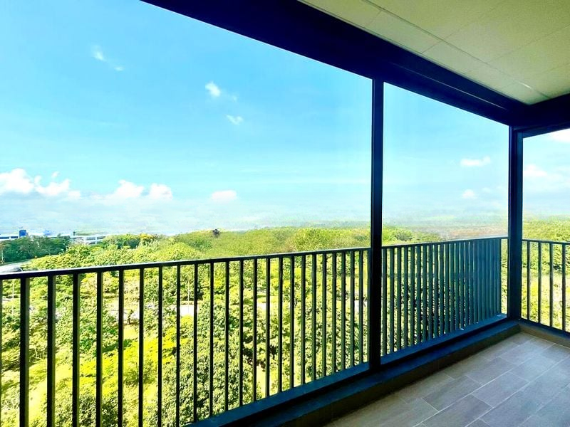 TREASURE AT TAMPINES 5