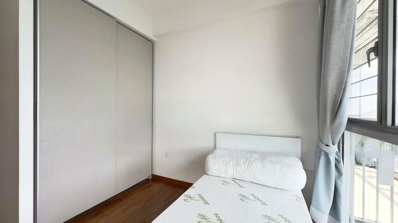 FLO RESIDENCE 1