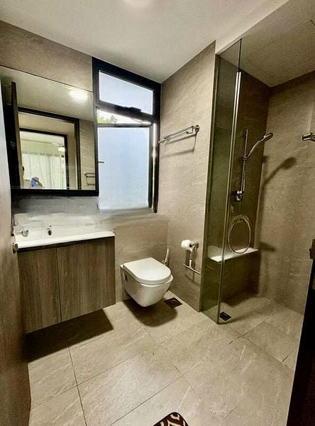 THE CLEMENT CANOPY 4