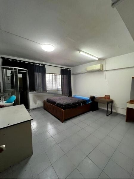 PEOPLE'S PARK COMPLEX 7