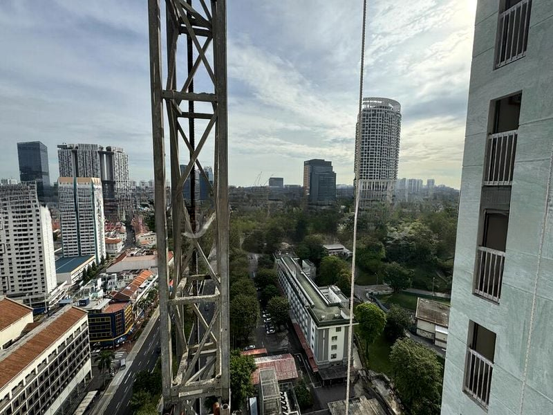PEOPLE'S PARK COMPLEX 11