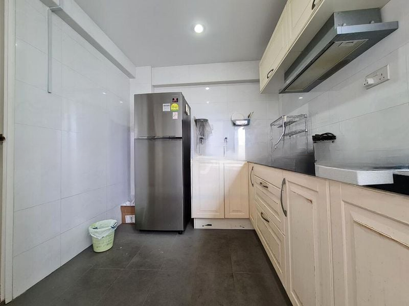 AQUARIUS BY THE PARK 2