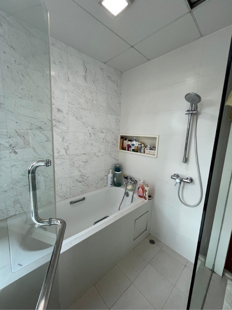 CITY SQUARE RESIDENCES 8