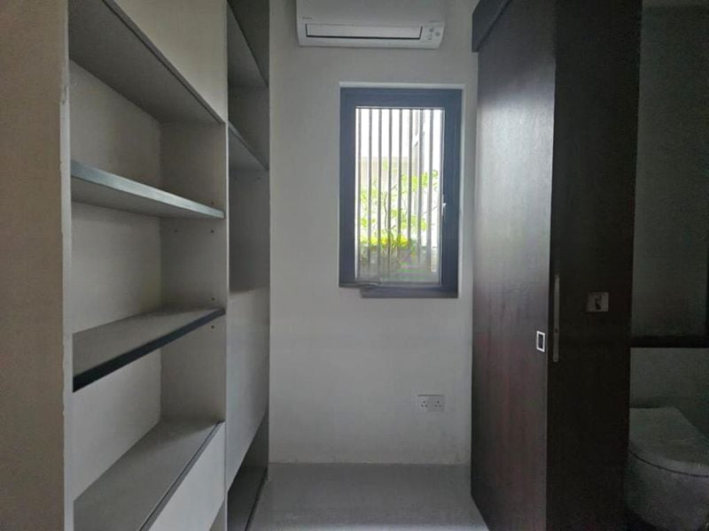 PARKSUITES 9