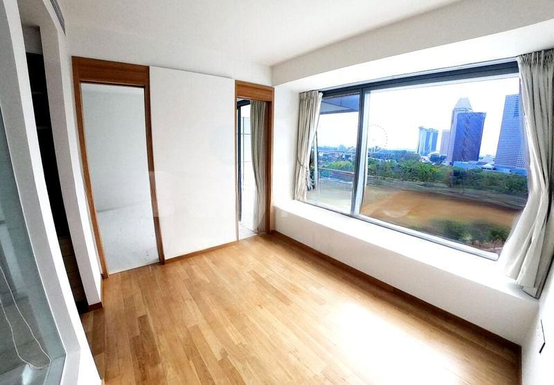 CONCOURSE SKYLINE 11