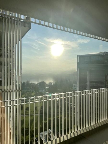 THE LAKEFRONT RESIDENCES 2