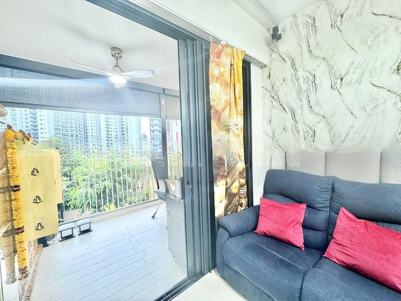 RIVERFRONT RESIDENCES 2