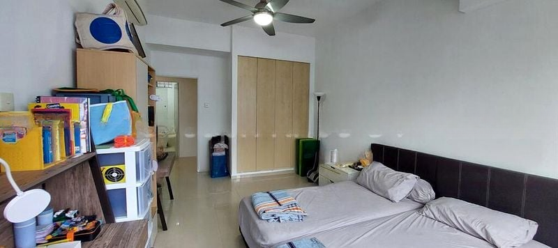 BALESTIER PLAZA 4