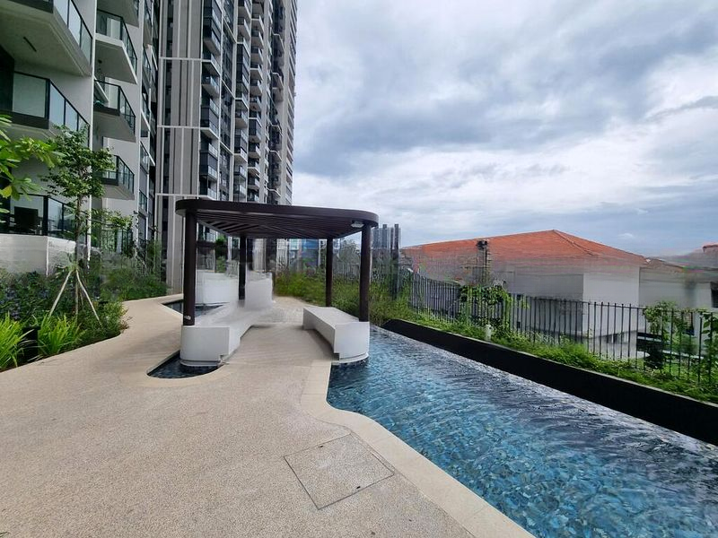 AVENUE SOUTH RESIDENCE 4