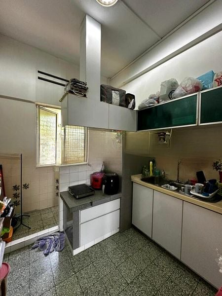 PASIR PANJANG COURT 5