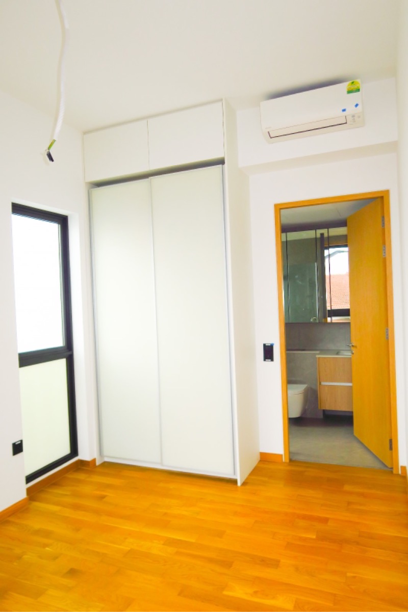 PEAK RESIDENCE 11