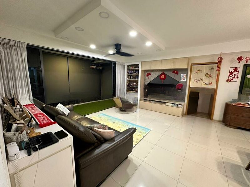 BLOSSOM RESIDENCES 6