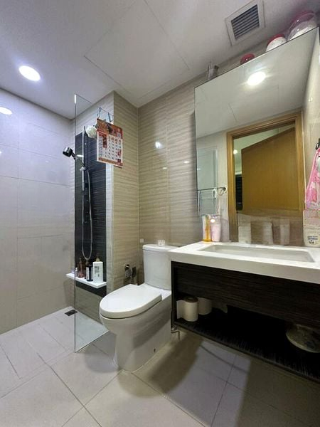 BLOSSOM RESIDENCES 4