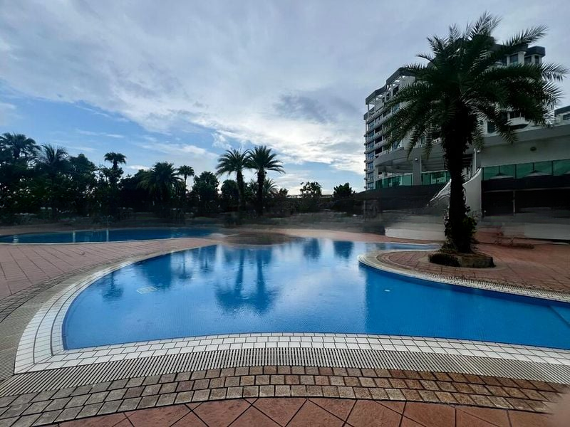 ORCHID PARK CONDOMINIUM 4